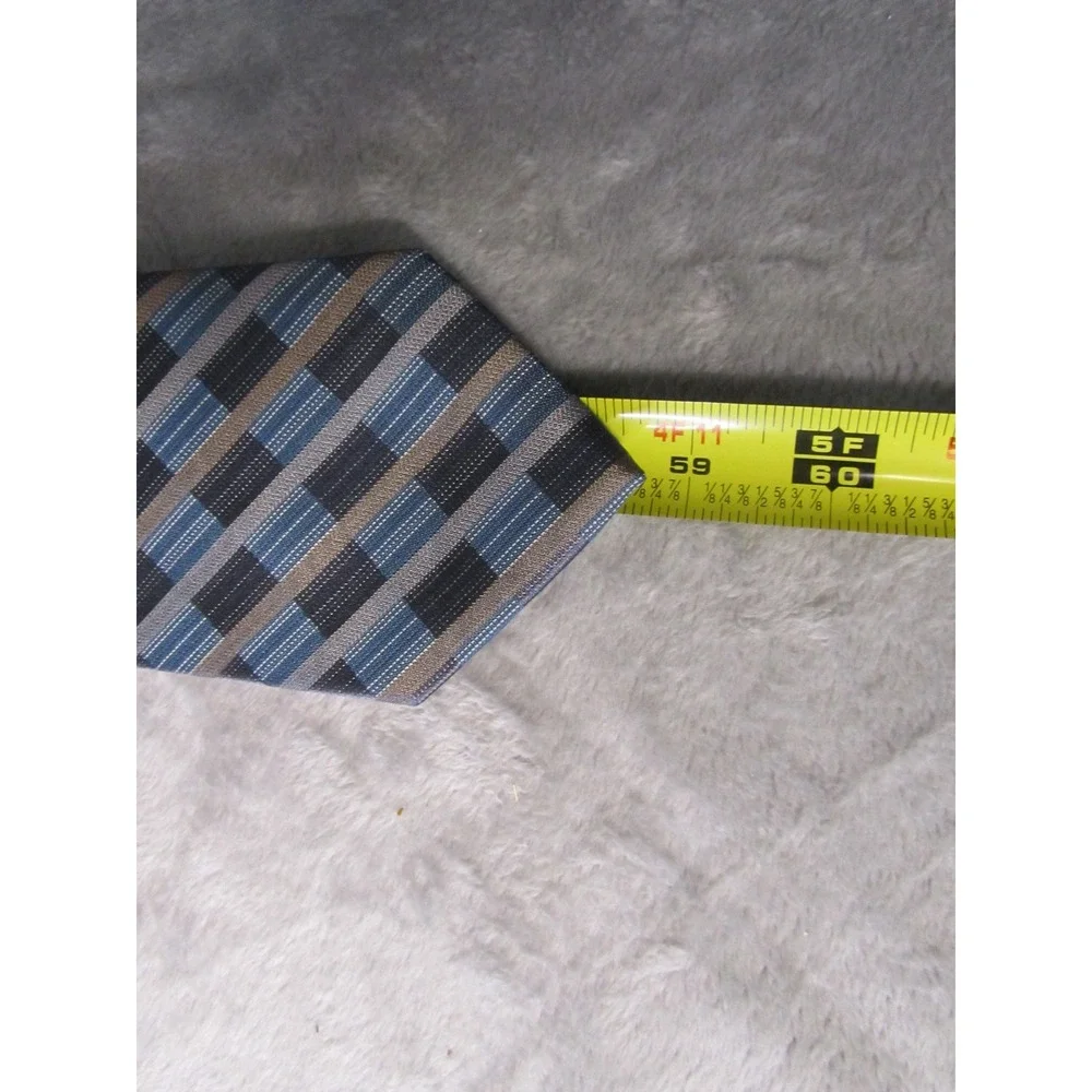 Van Heusen Mens Blue Grey Tan Diagonal Plaid‎ Stain Shield Necktie New